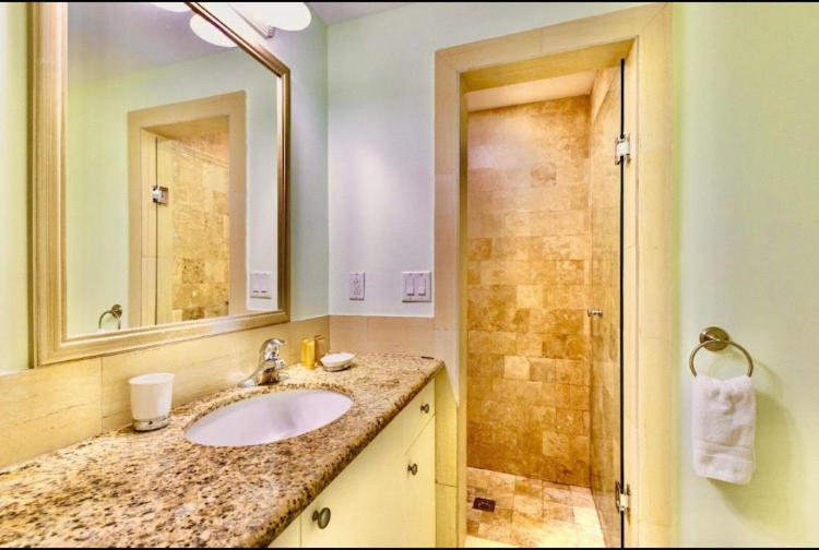 La Vista Azul - Lovely Spacious Condo Close To Grace Bay - Free Wi-Fi Turtle Cove Exterior foto