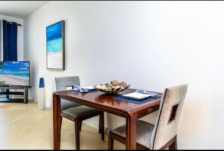 La Vista Azul - Lovely Spacious Condo Close To Grace Bay - Free Wi-Fi Turtle Cove Exterior foto